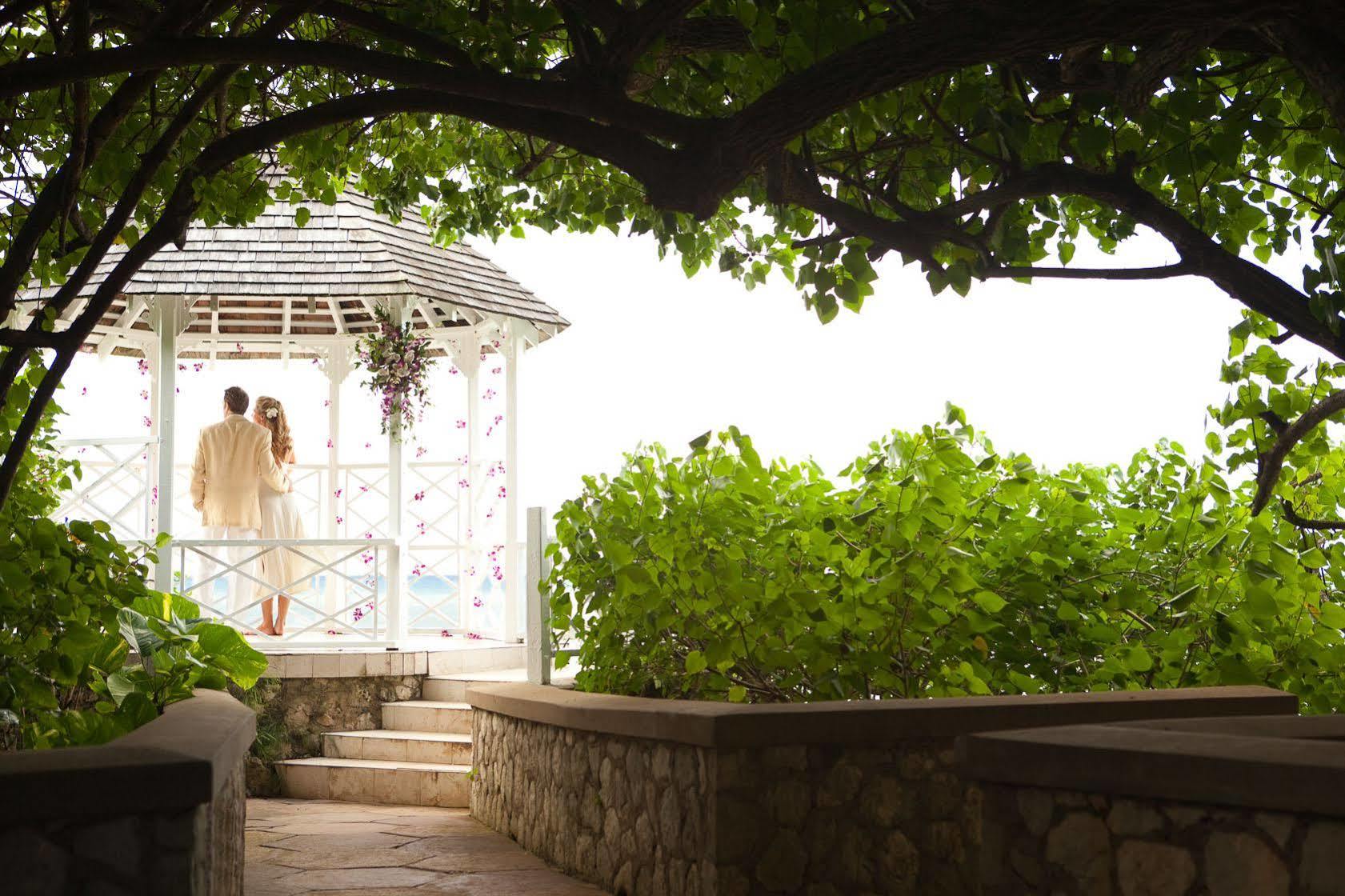 Couples Sans Souci All Inclusive Ocho Rios Exterior foto