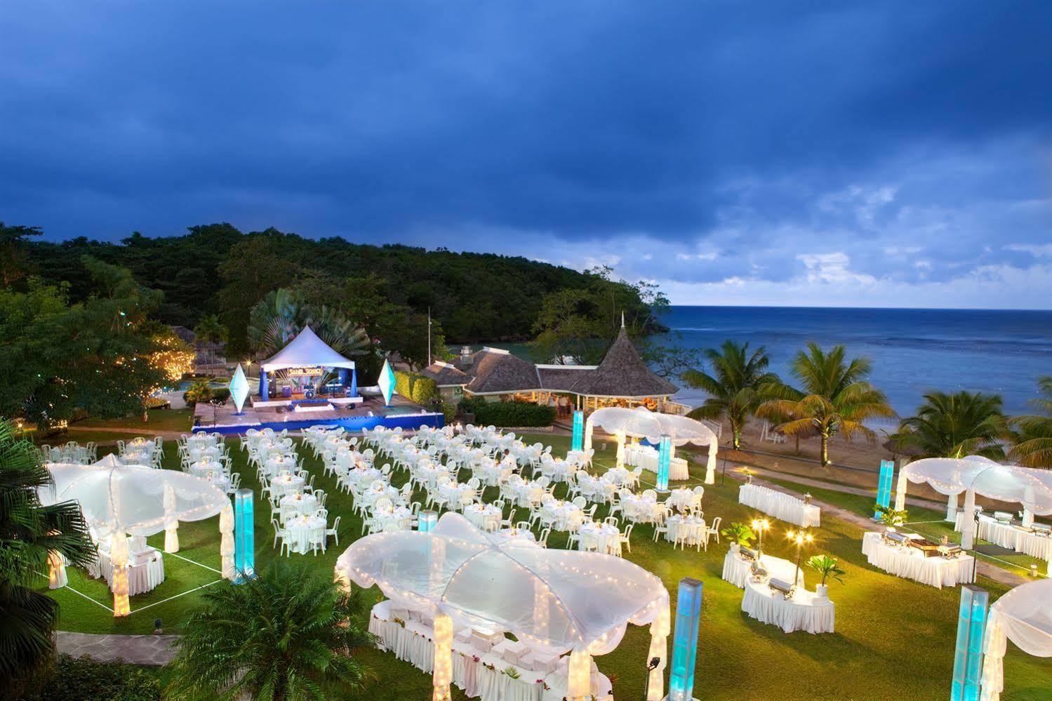 Couples Sans Souci All Inclusive Ocho Rios Exterior foto